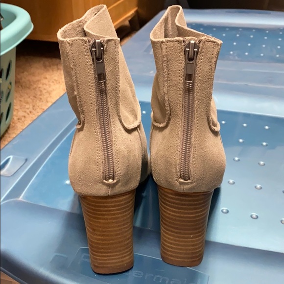 Size 9 Taupe Booties - Picture 10 of 10